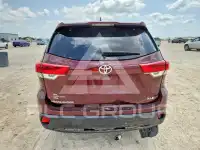 2018 Toyota Highlander photo