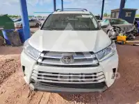 2018 Toyota Highlander photo