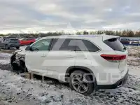 2018 Toyota Highlander photo