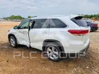 2018 Toyota Highlander photo