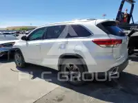 2018 Toyota Highlander фото