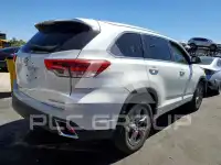 2018 Toyota Highlander фото