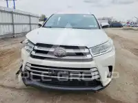 2018 Toyota Highlander photo