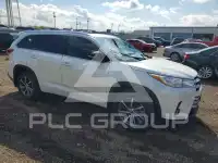 2018 Toyota Highlander фото