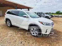 2018 Toyota Highlander photo