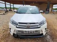 2018 Toyota Highlander photo