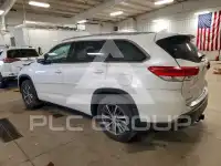 2018 Toyota Highlander фото