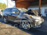 2018 Toyota Highlander photo