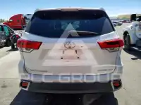 2018 Toyota Highlander фото