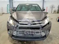 2018 Toyota Highlander photo