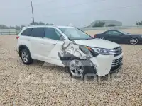 2018 Toyota Highlander photo