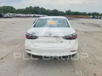 2018 Toyota YARIS фото