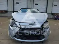 2018 Toyota YARIS фото