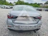 2018 Toyota YARIS фото