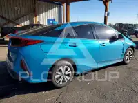 2018 Toyota PRIUS photo
