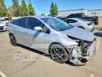 2018 Toyota PRIUS фото