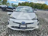 2018 Toyota PRIUS фото