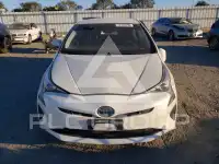 2018 Toyota PRIUS фото