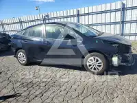 2018 Toyota PRIUS фото
