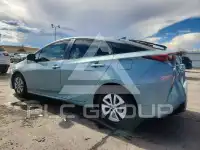 2018 Toyota PRIUS photo