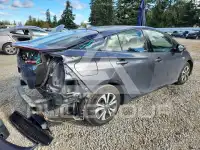 2018 Toyota PRIUS photo