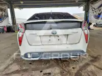 2018 Toyota PRIUS фото