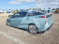 2018 Toyota PRIUS фото