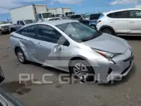 2018 Toyota PRIUS photo