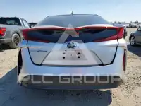 2018 Toyota PRIUS photo