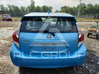 2018 Toyota PRIUS фото
