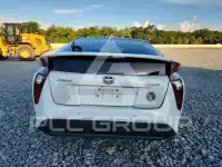 2018 Toyota PRIUS фото