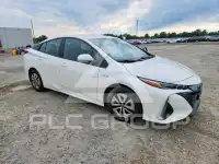 2018 Toyota PRIUS фото