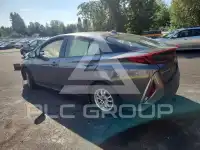 2018 Toyota PRIUS photo