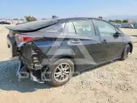 2018 Toyota PRIUS фото