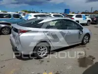 2018 Toyota PRIUS photo