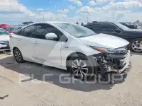 2018 Toyota PRIUS фото