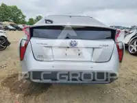2018 Toyota PRIUS фото