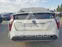 2018 Toyota PRIUS фото