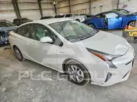 2018 Toyota PRIUS photo