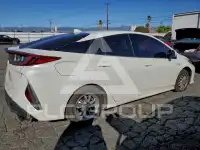 2018 Toyota PRIUS photo
