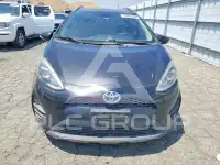 2018 Toyota PRIUS фото