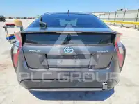 2018 Toyota PRIUS фото