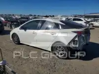 2018 Toyota PRIUS фото