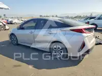2018 Toyota PRIUS фото