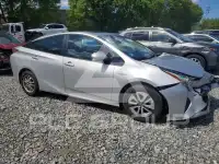 2018 Toyota PRIUS photo