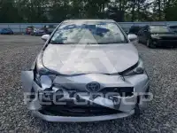 2018 Toyota PRIUS photo