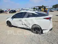 2018 Toyota PRIUS фото