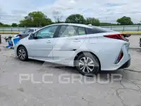 2018 Toyota PRIUS фото
