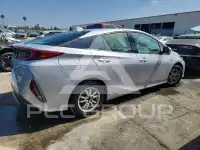 2018 Toyota PRIUS фото