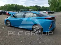 2018 Toyota PRIUS photo